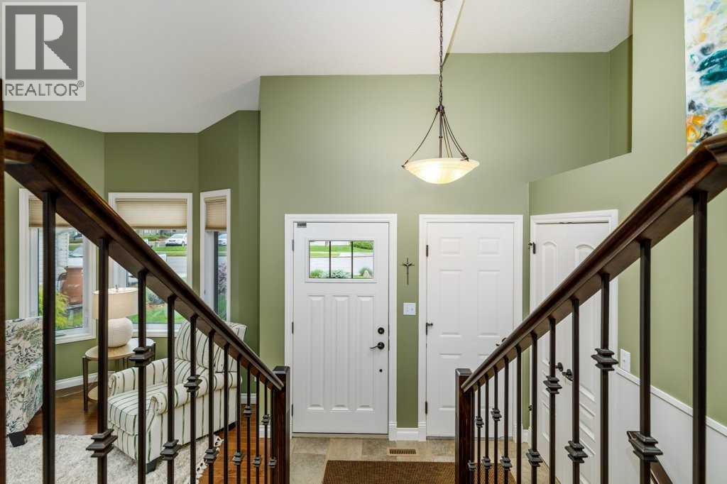 70 Douglas Avenue — photo 24