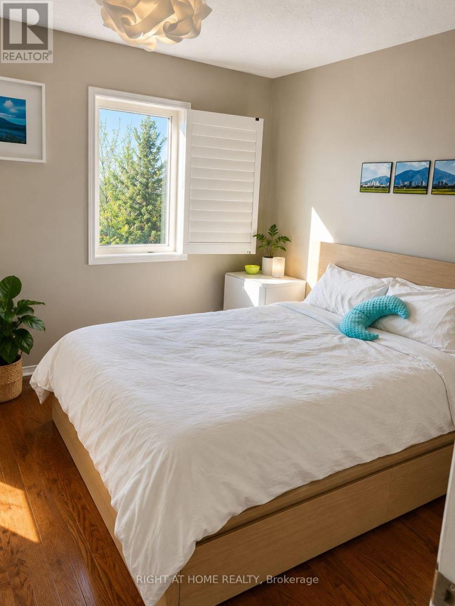 371 FAIRGATE WAY - 13