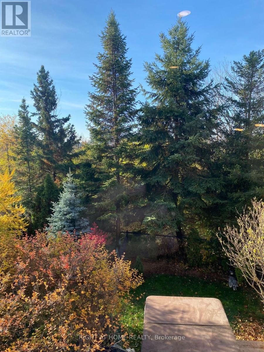 371 FAIRGATE WAY - 24