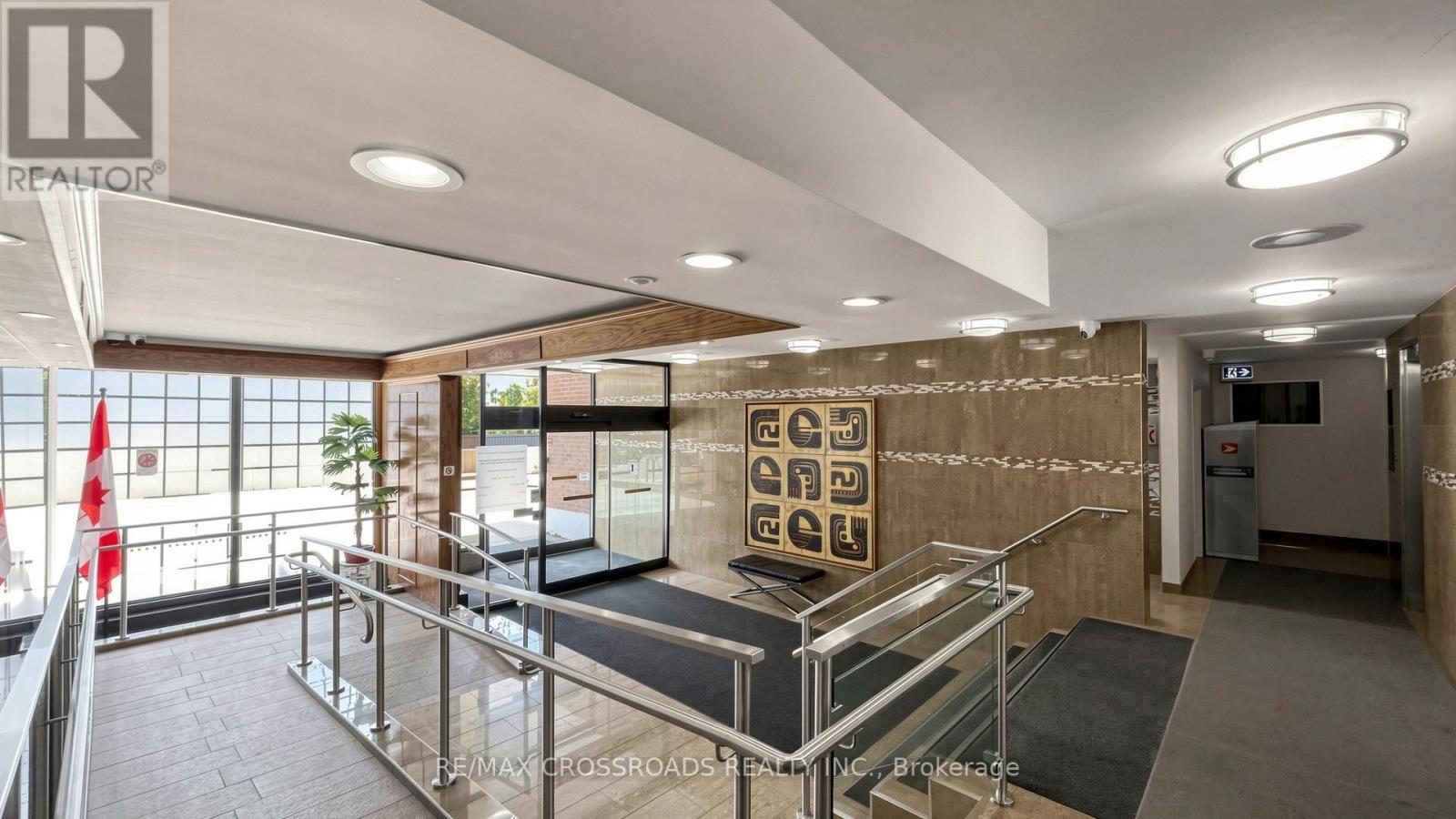 #411 15 TORRANCE ROAD - 4