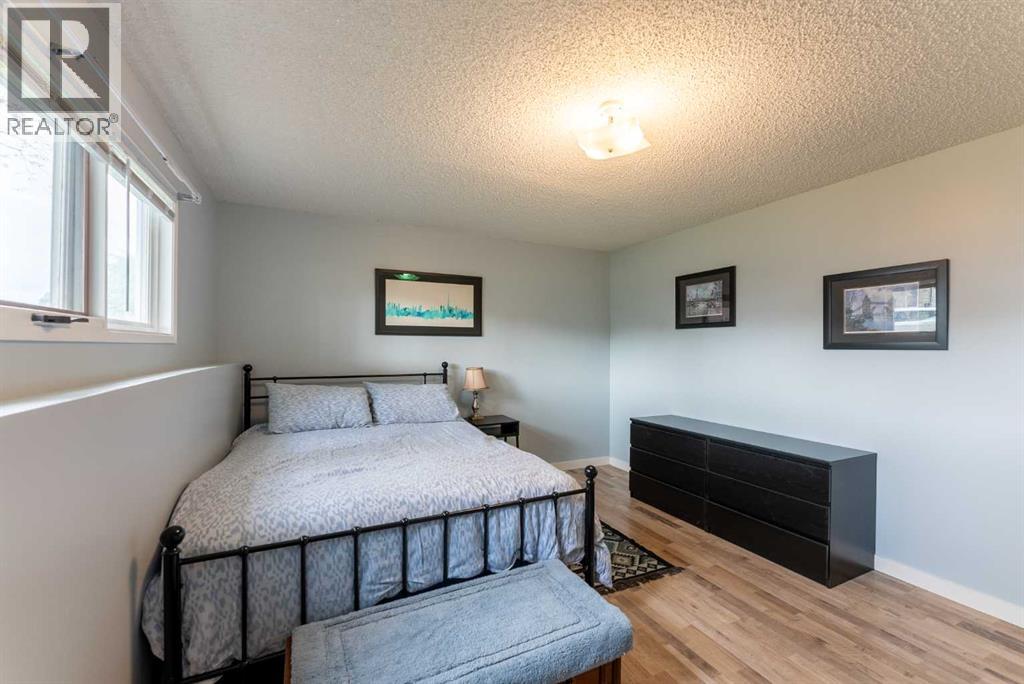 23 Selkirk Road W — photo 22