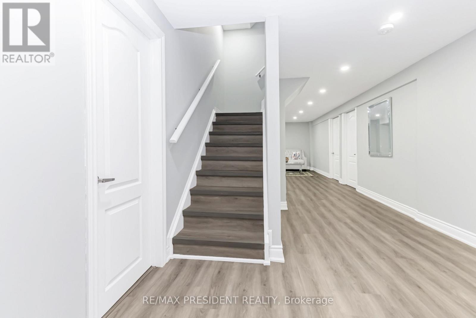 212 WEDGEWOOD DRIVE - 41