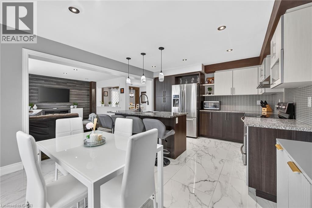 127 COOK Street - 14