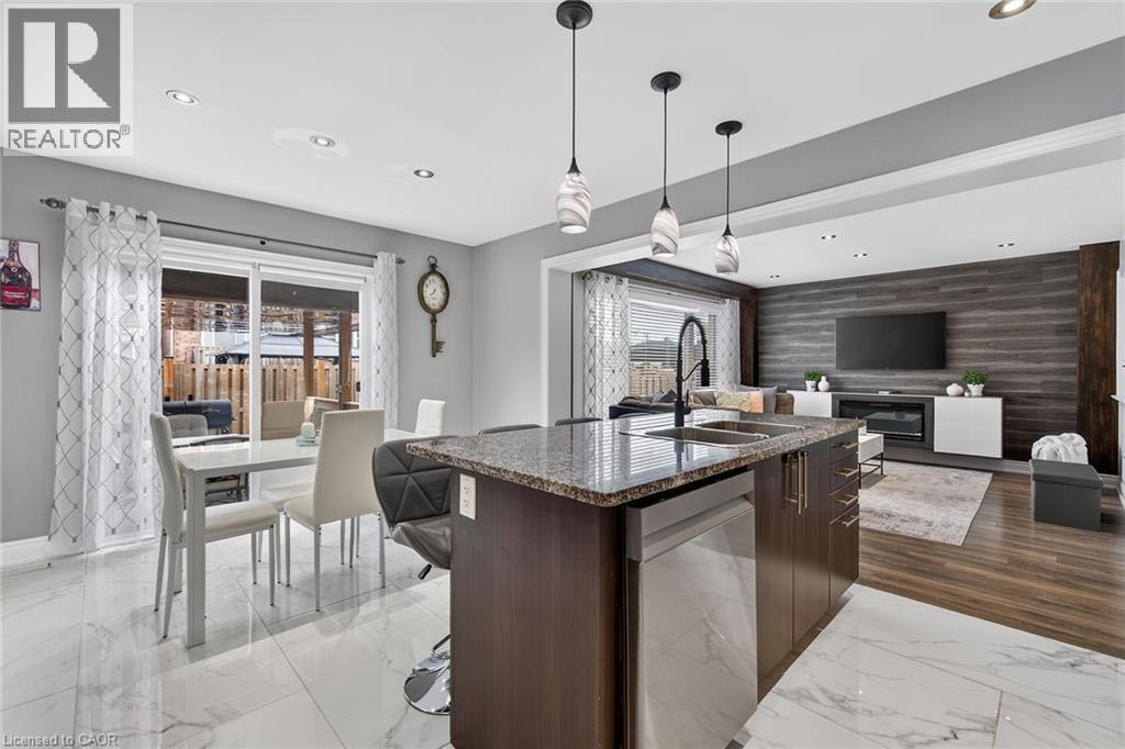 127 COOK Street - 15