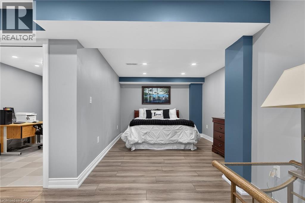 127 COOK Street - 36