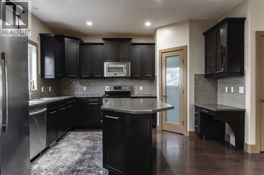 153 Walnut Crescent — photo 15