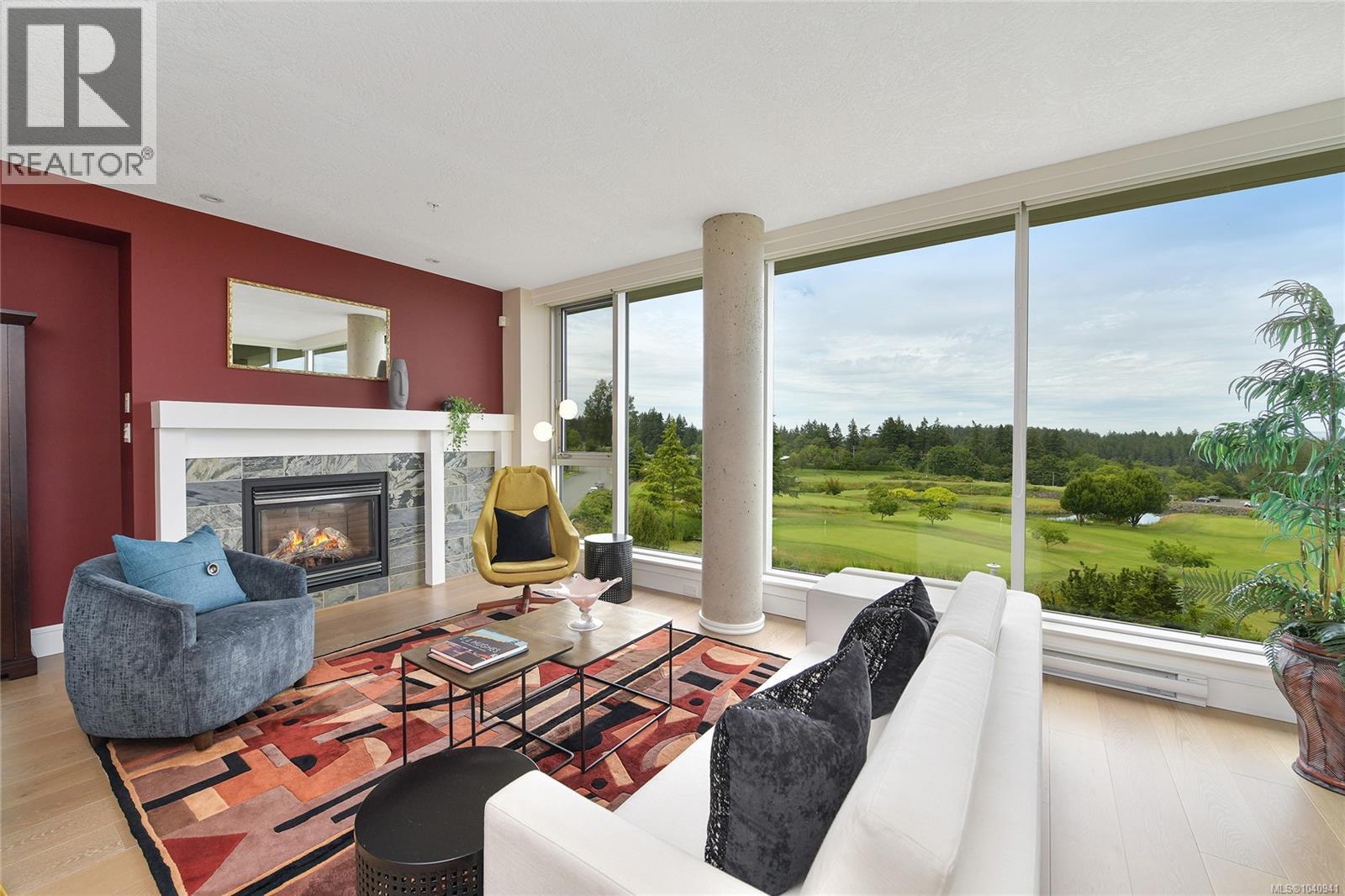 #401 5332 Sayward Hill Cres - 13