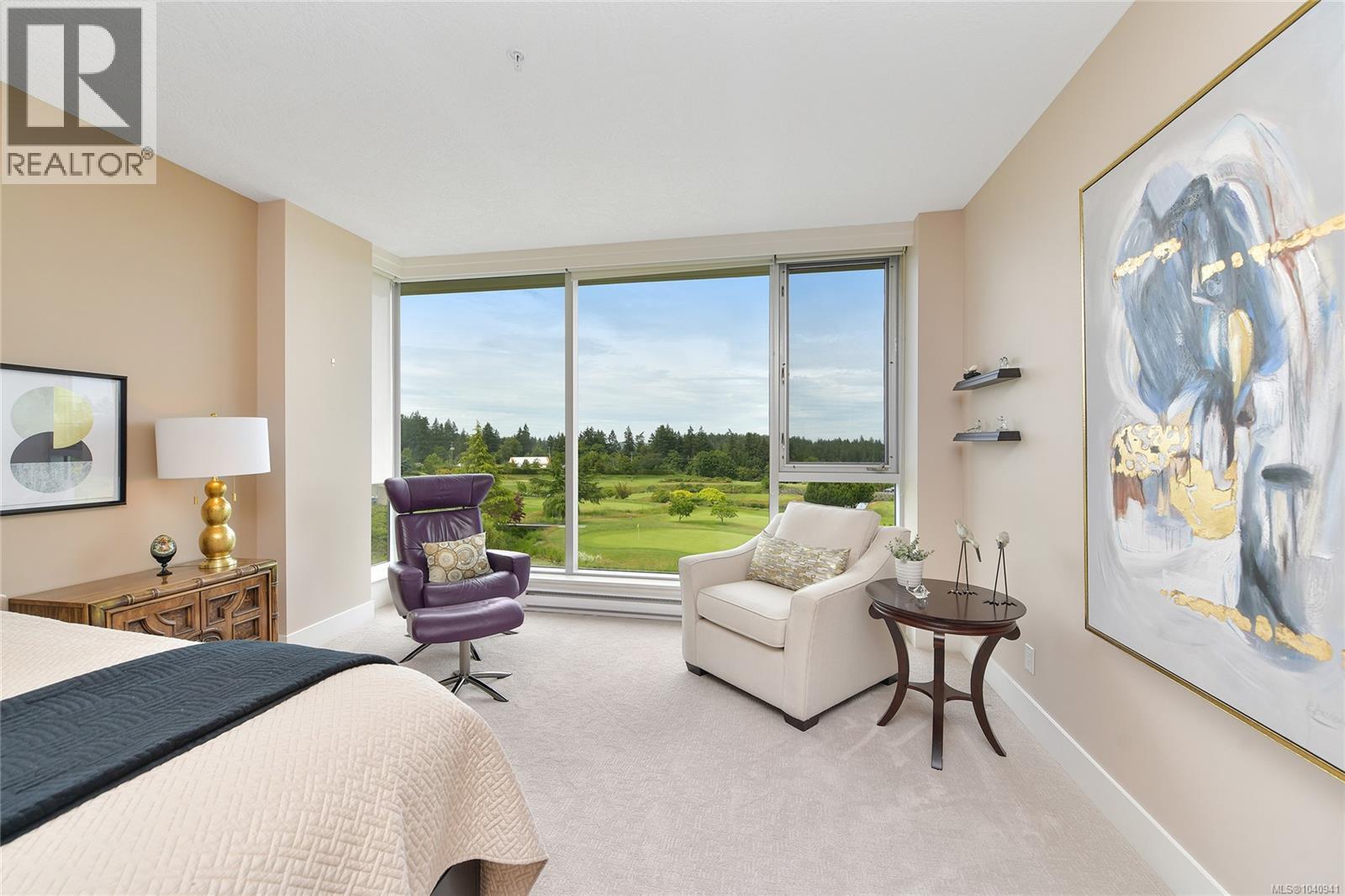 #401 5332 Sayward Hill Cres - 34