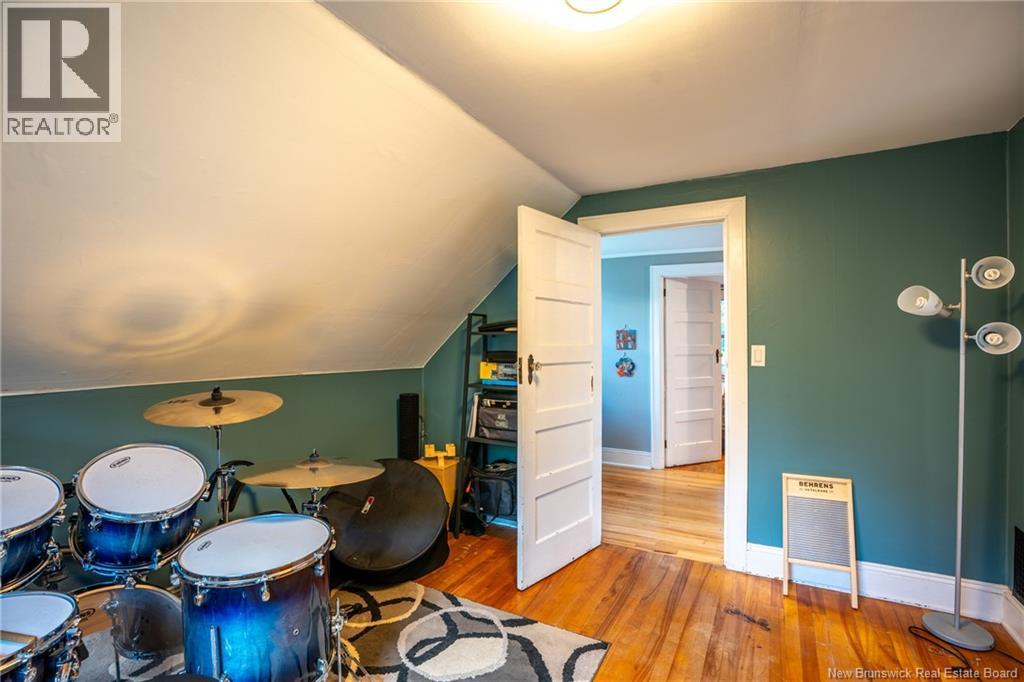 304 Woodstock Road - 41