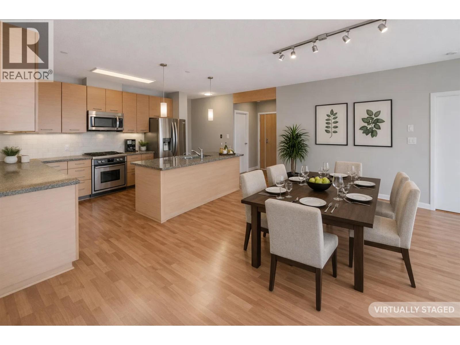 510 530 RAVEN WOODS DRIVE, North Vancouver