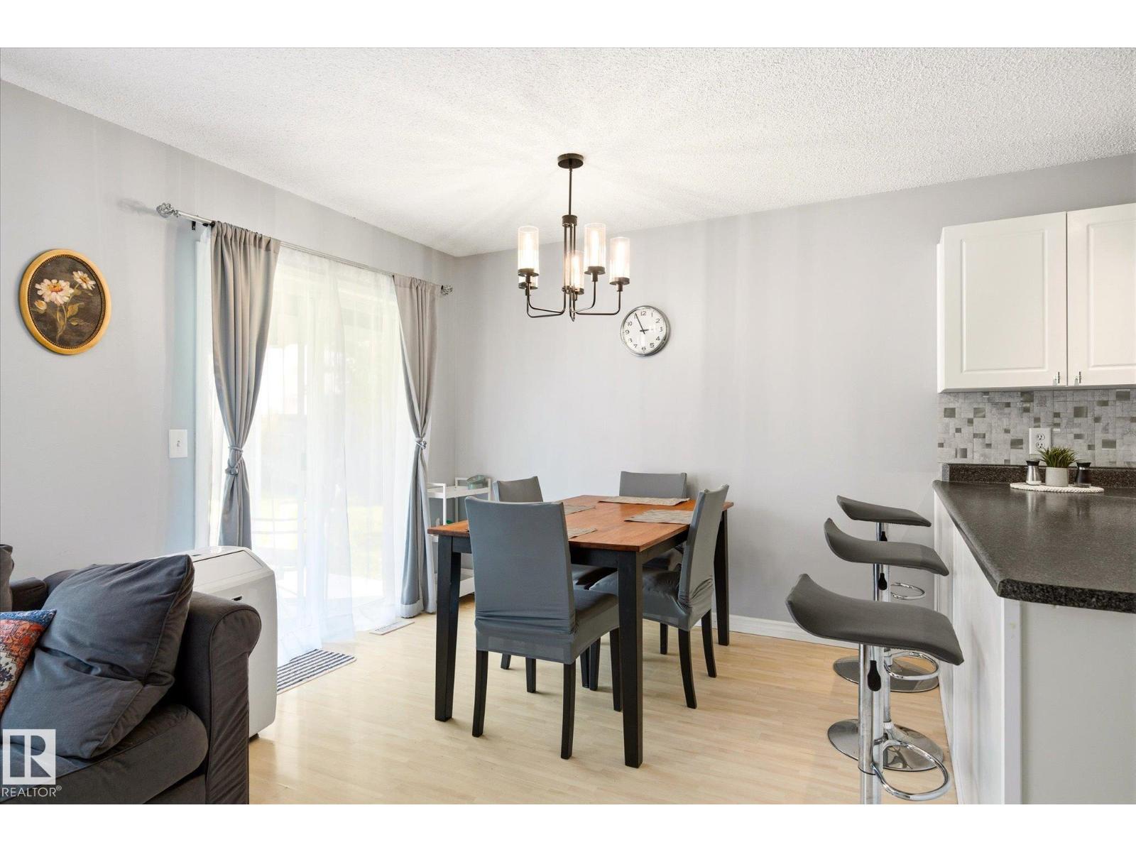 20004 54a AV NW - 15