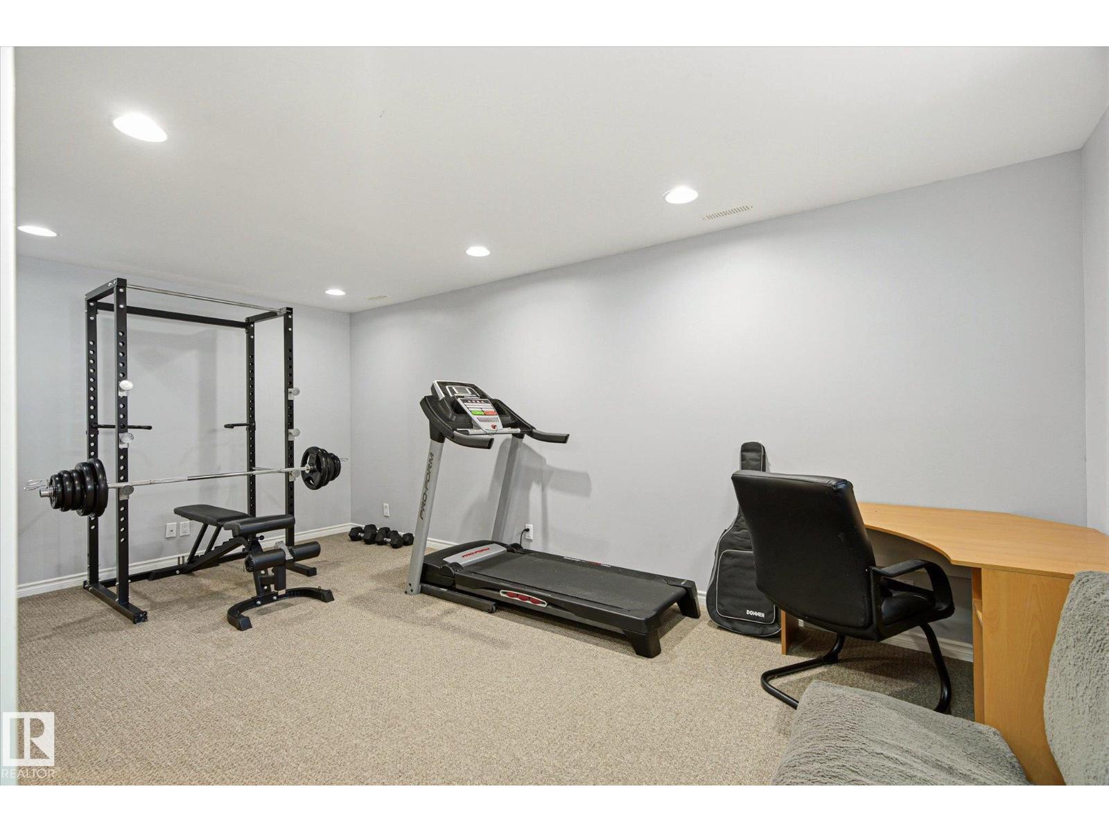 20004 54a AV NW - 36
