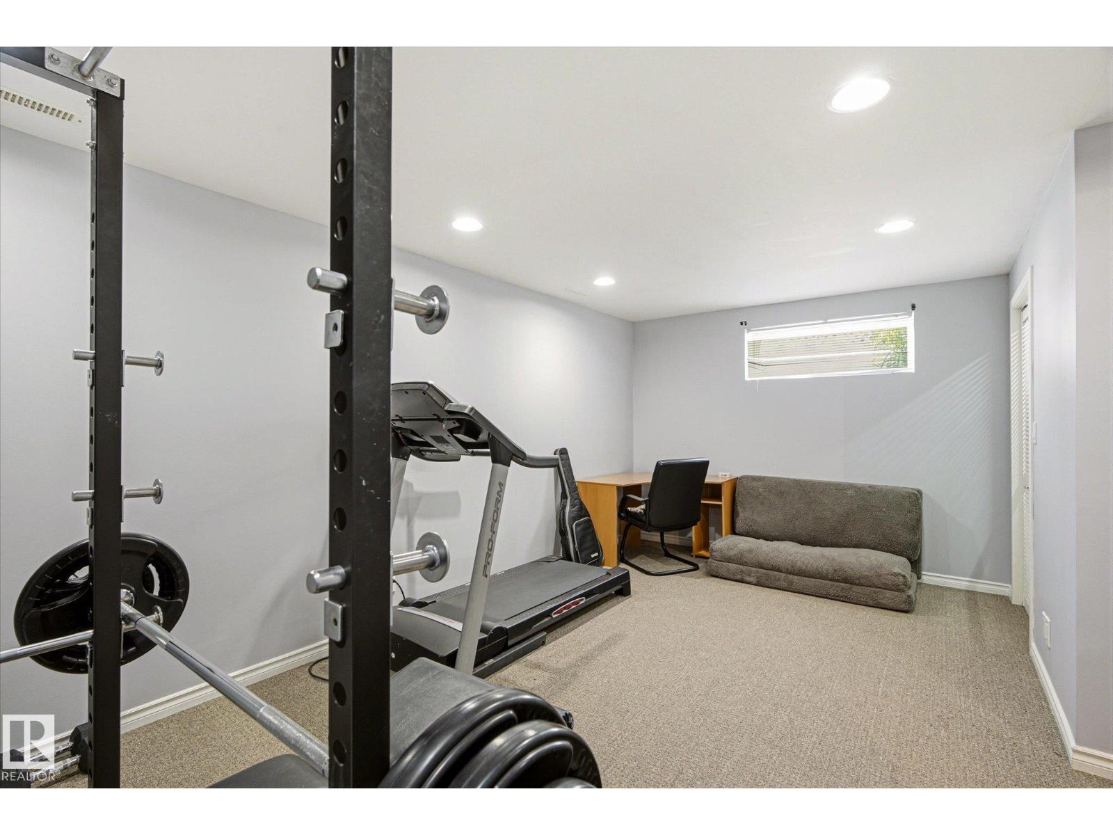 20004 54a AV NW - 37