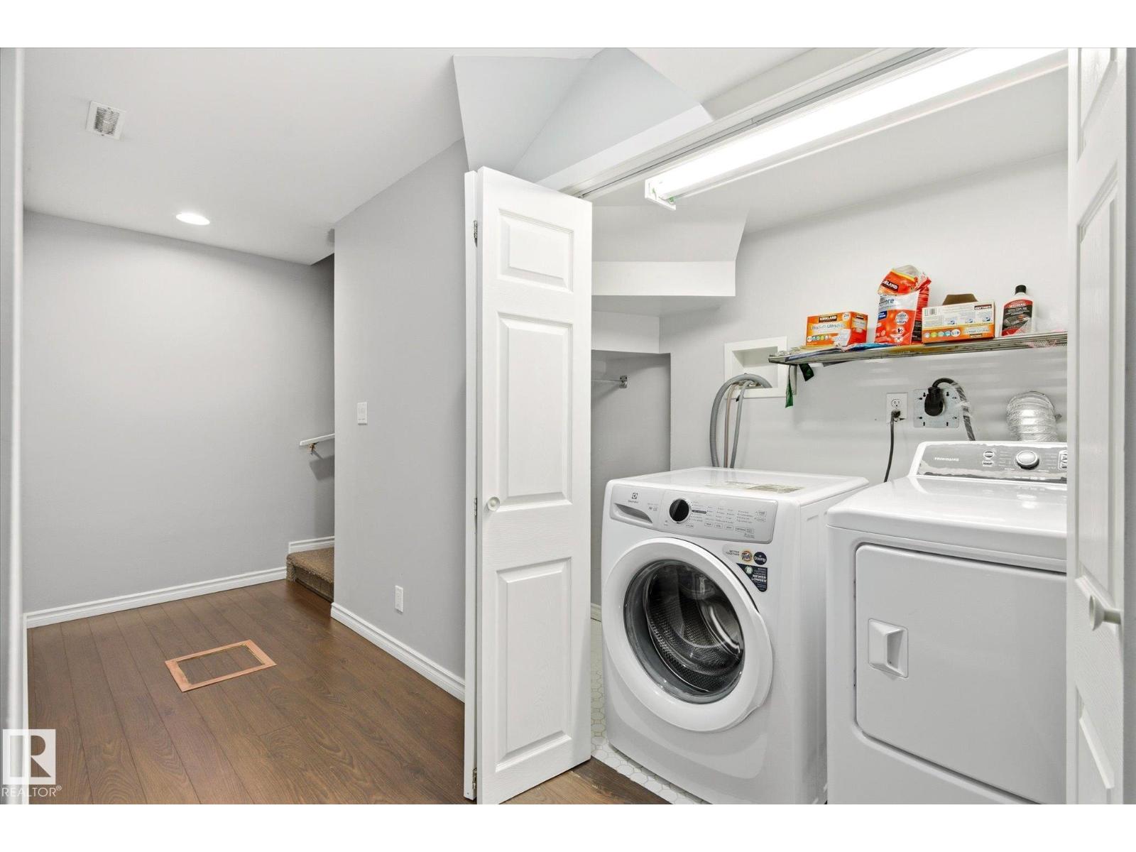 20004 54a AV NW - 40