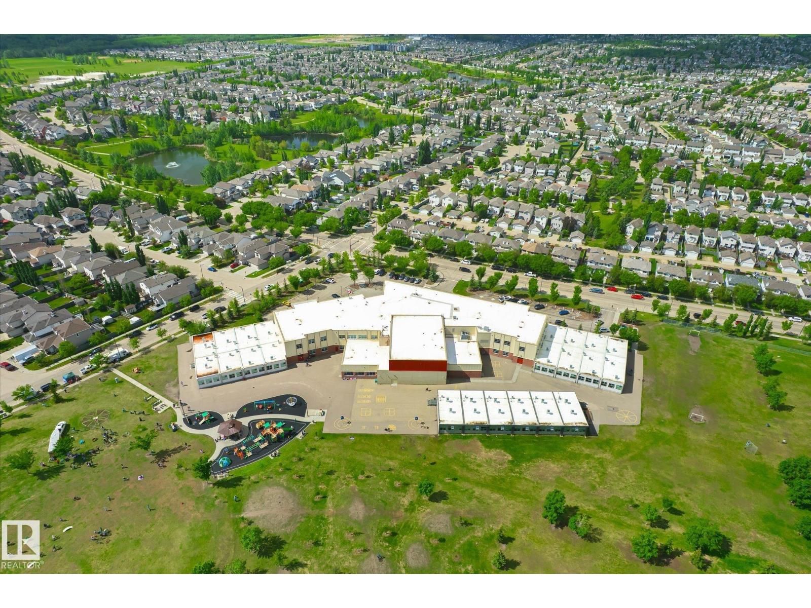 20004 54a AV NW - 58