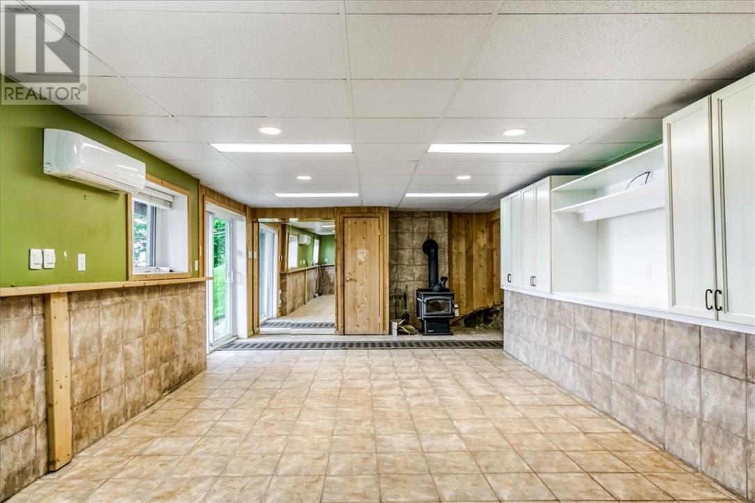 120 Maple Ridge Road - Image 16