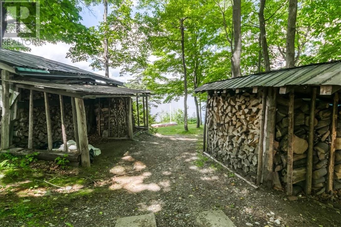 120 Maple Ridge Road - Image 33