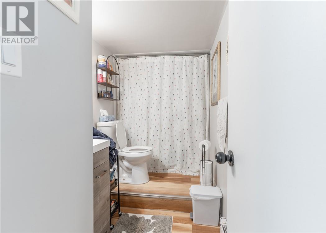 22 Whittaker Street - 14