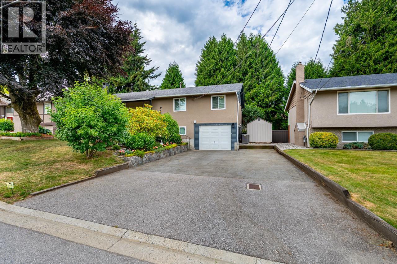1879 RODGER AVENUE, Port Coquitlam