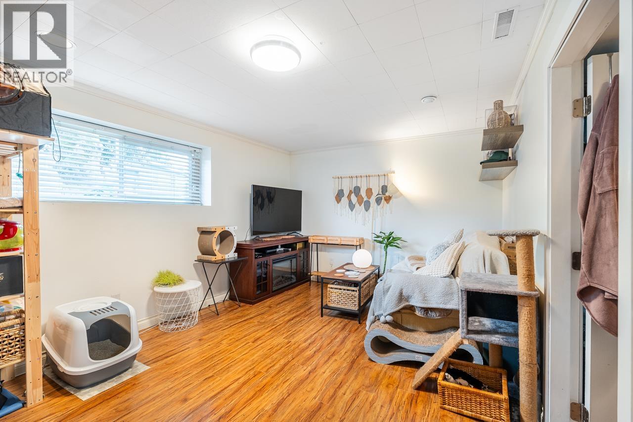 1879 RODGER AVENUE, Port Coquitlam