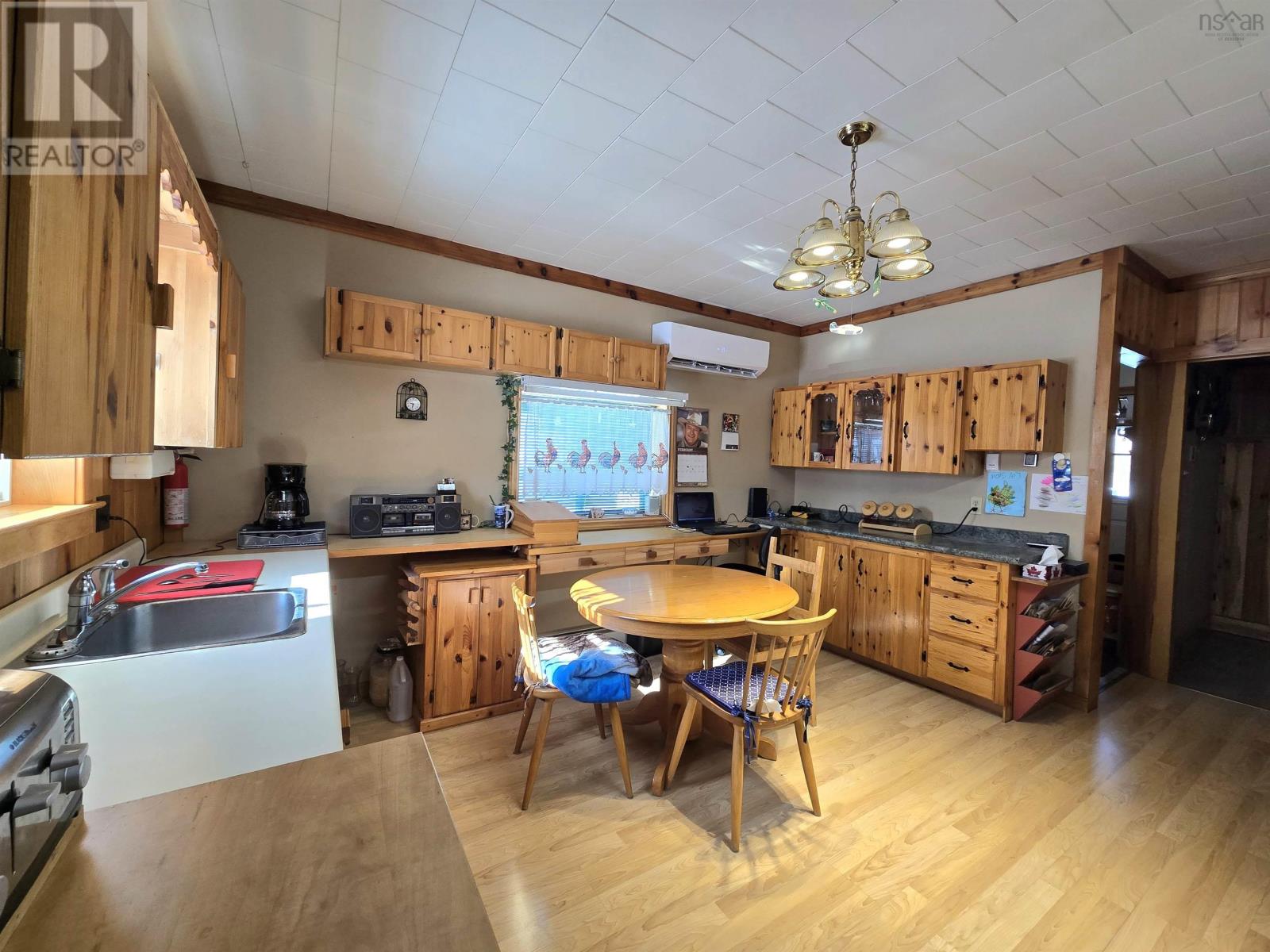205 Parker Mountain Road - 11