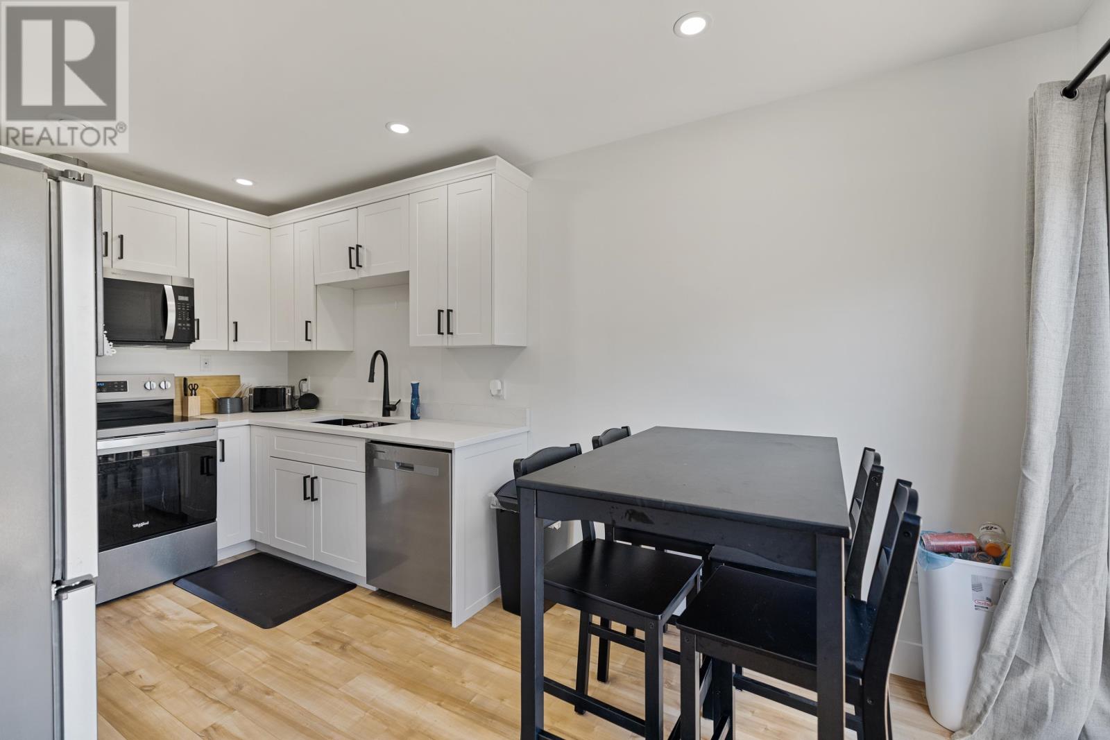 29 Stanmol Drive - 14