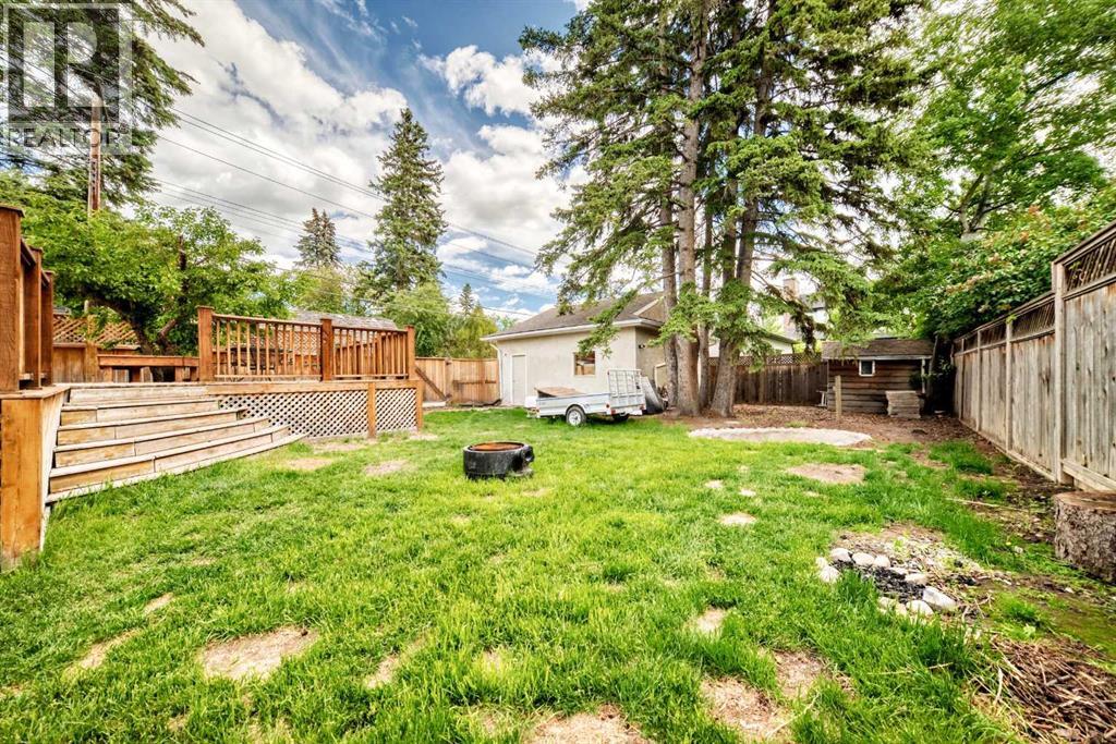 4112 8 Street SW — photo 47