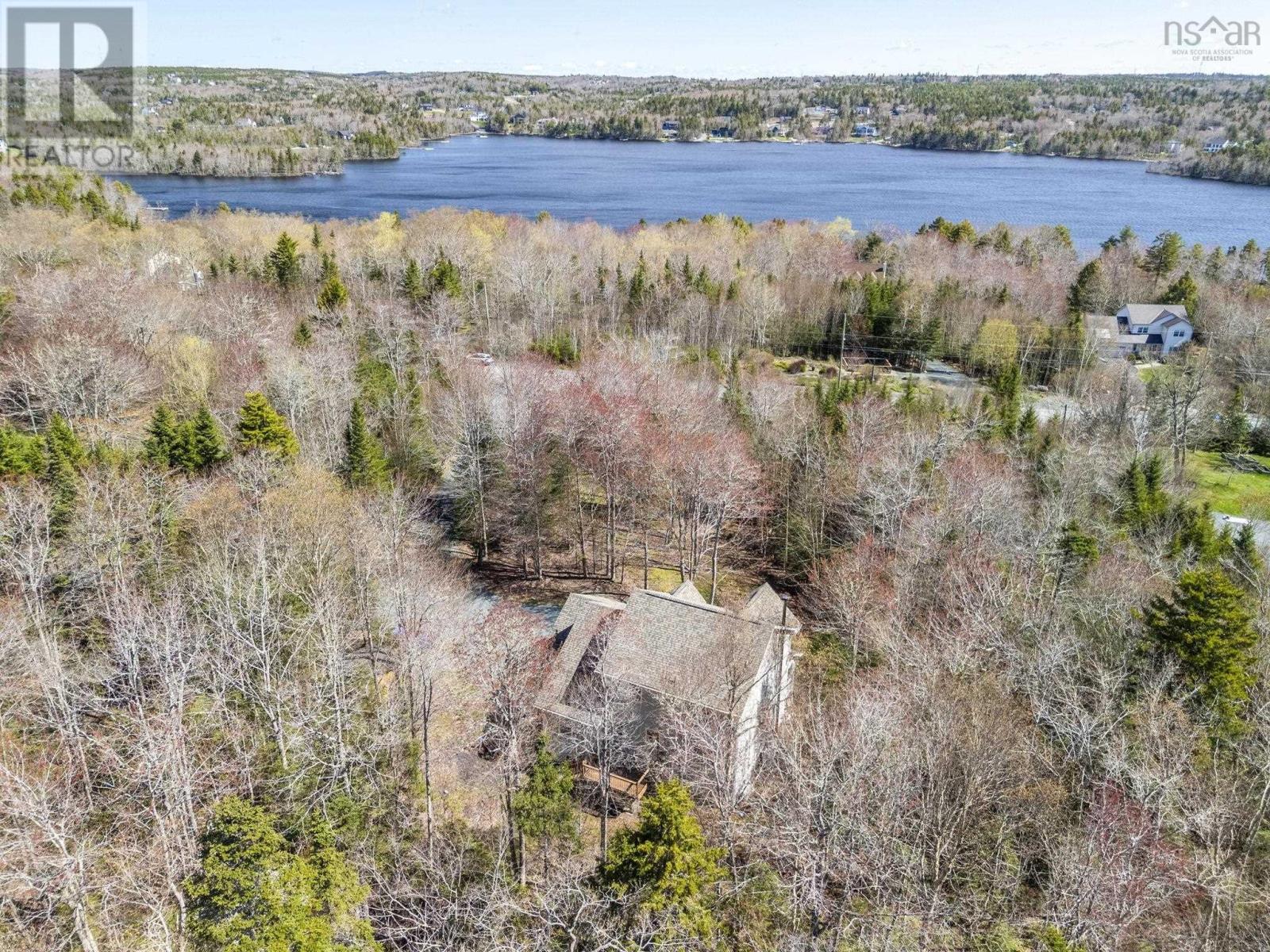 255 Sandwick Drive - 39