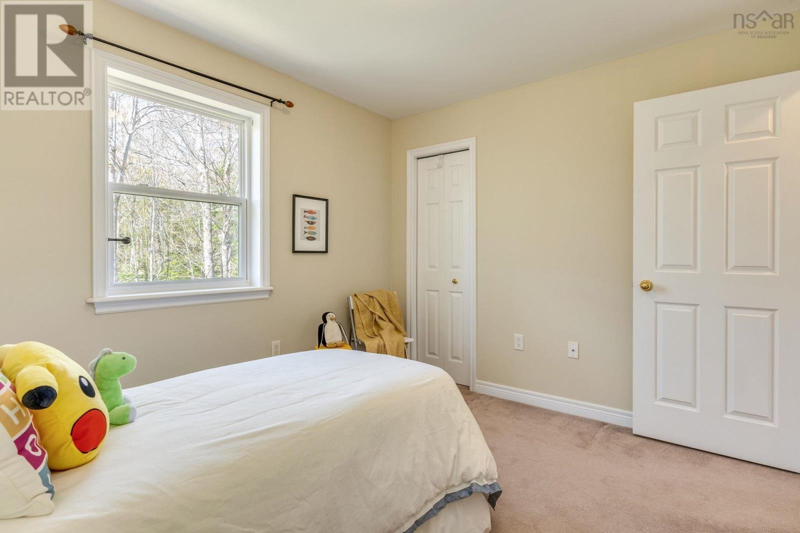 255 Sandwick Drive - 26