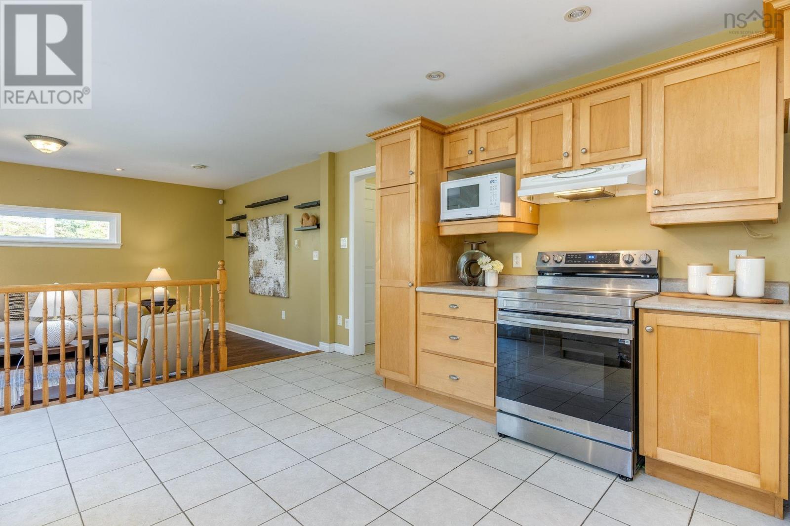 255 Sandwick Drive - 14