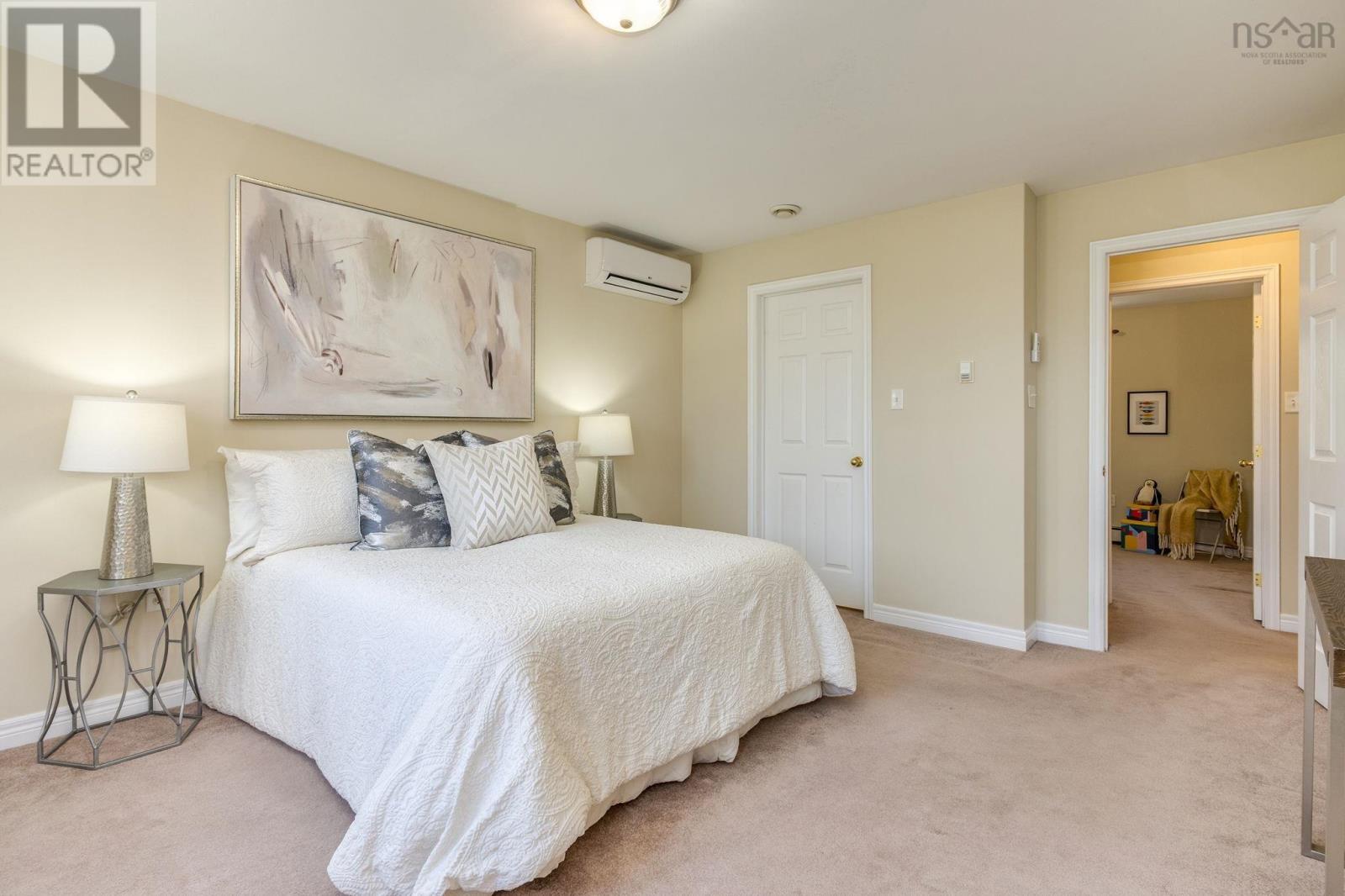 255 Sandwick Drive - 23