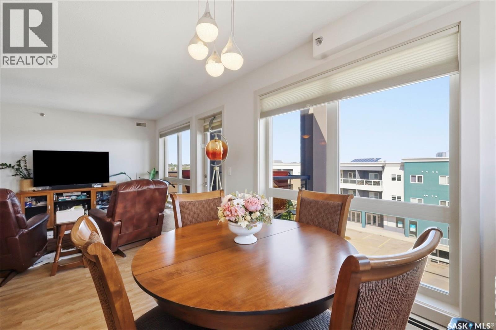 318 115 Willowgrove CRESCENT - photo 3