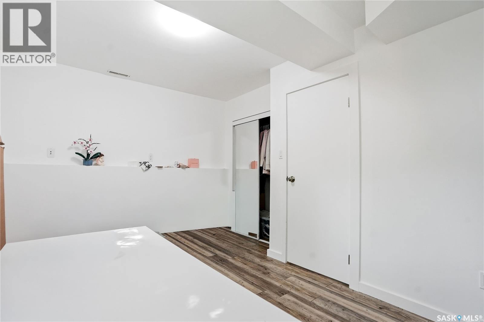 305 Adelaide STREET E - 28