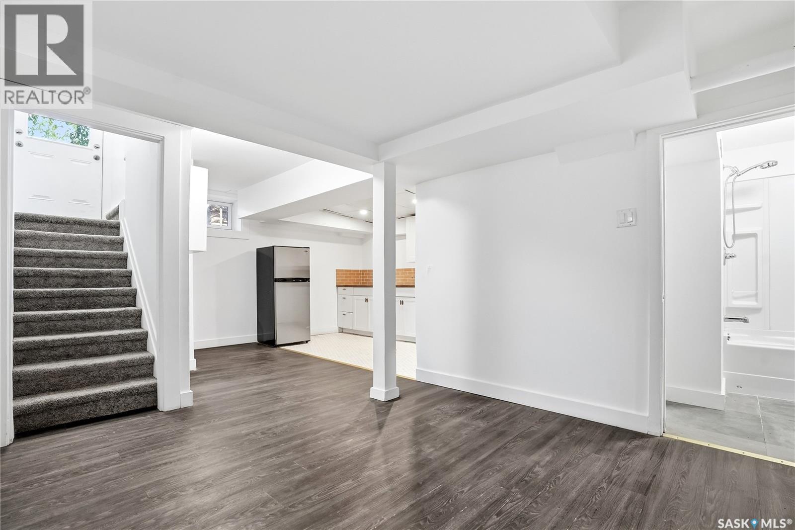 305 Adelaide STREET E - 34