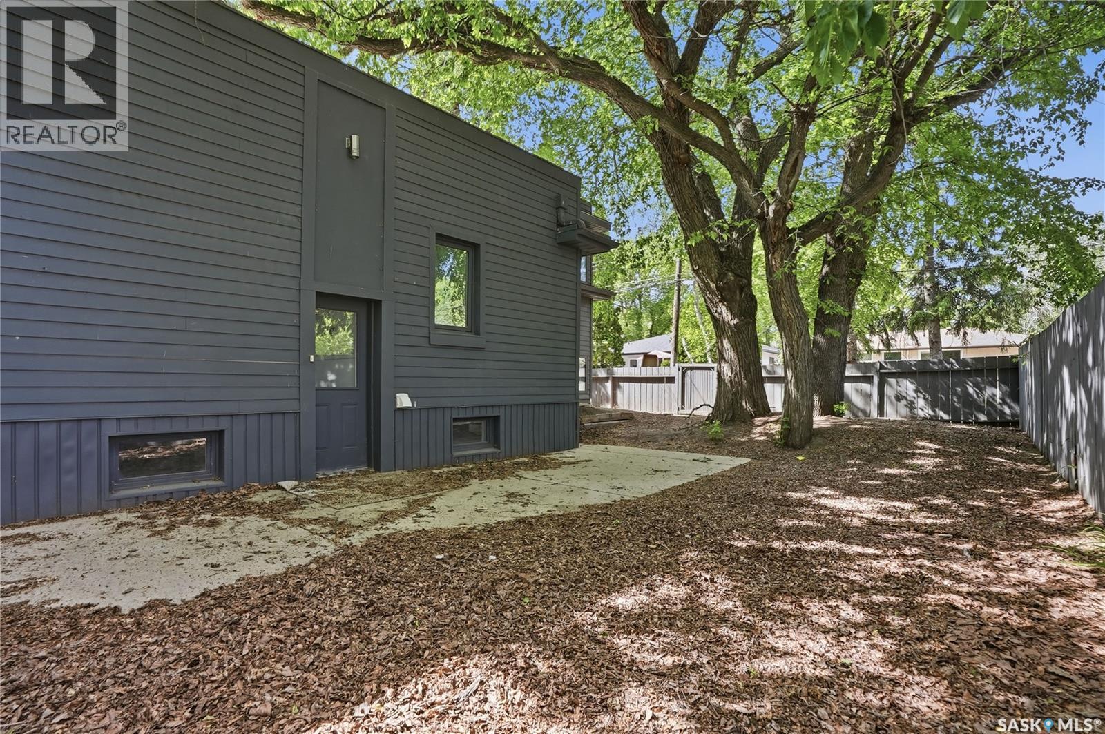 305 Adelaide STREET E - 45