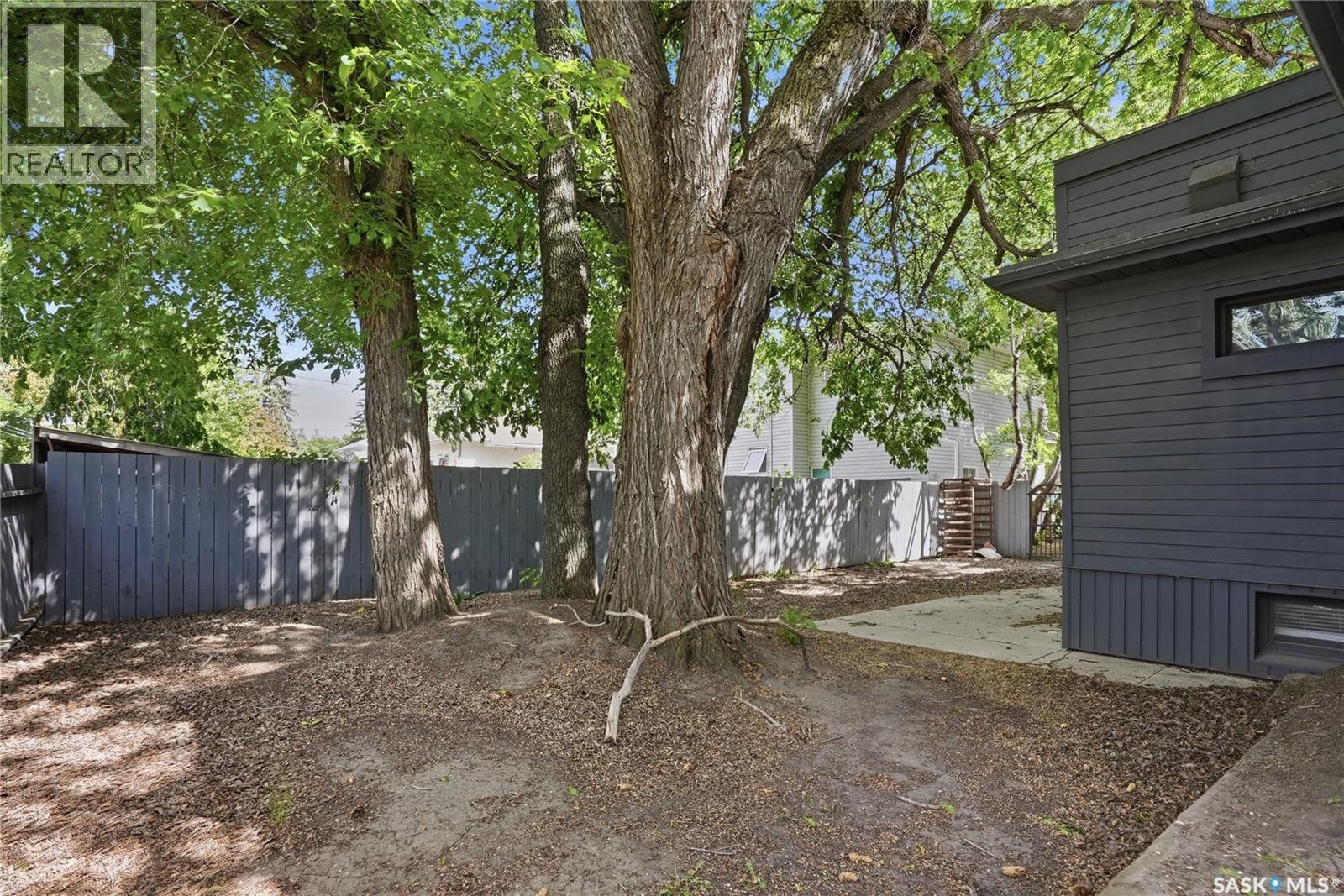 305 Adelaide STREET E - 48