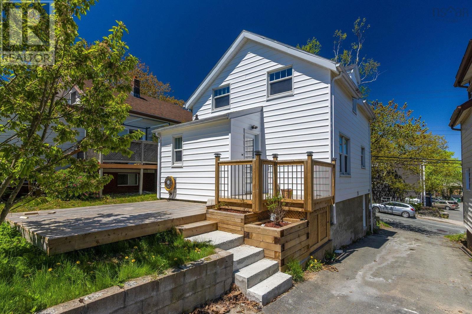 30 Main Avenue - 32