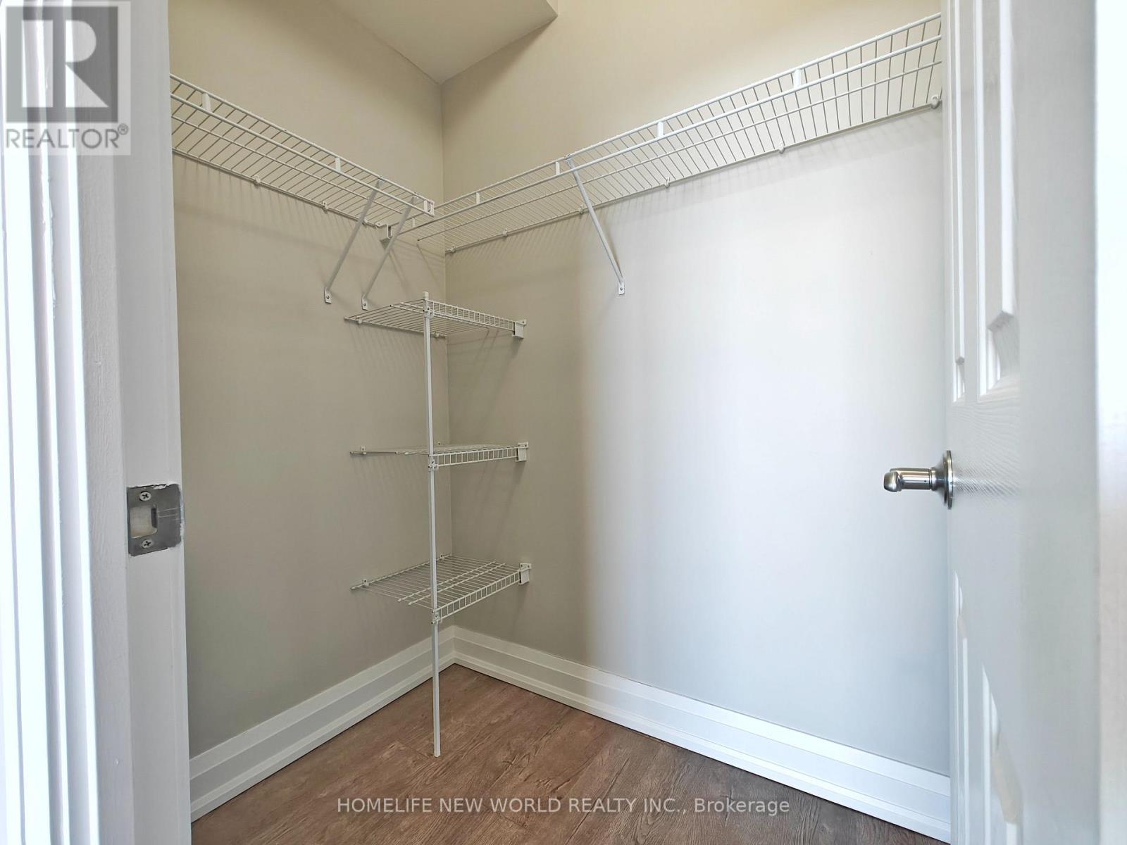 #LPH07 18 HOLMES AVENUE - 10