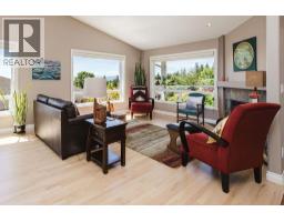 6252 Baillie Road, Sechelt, BC V7Z0R5 Photo 13