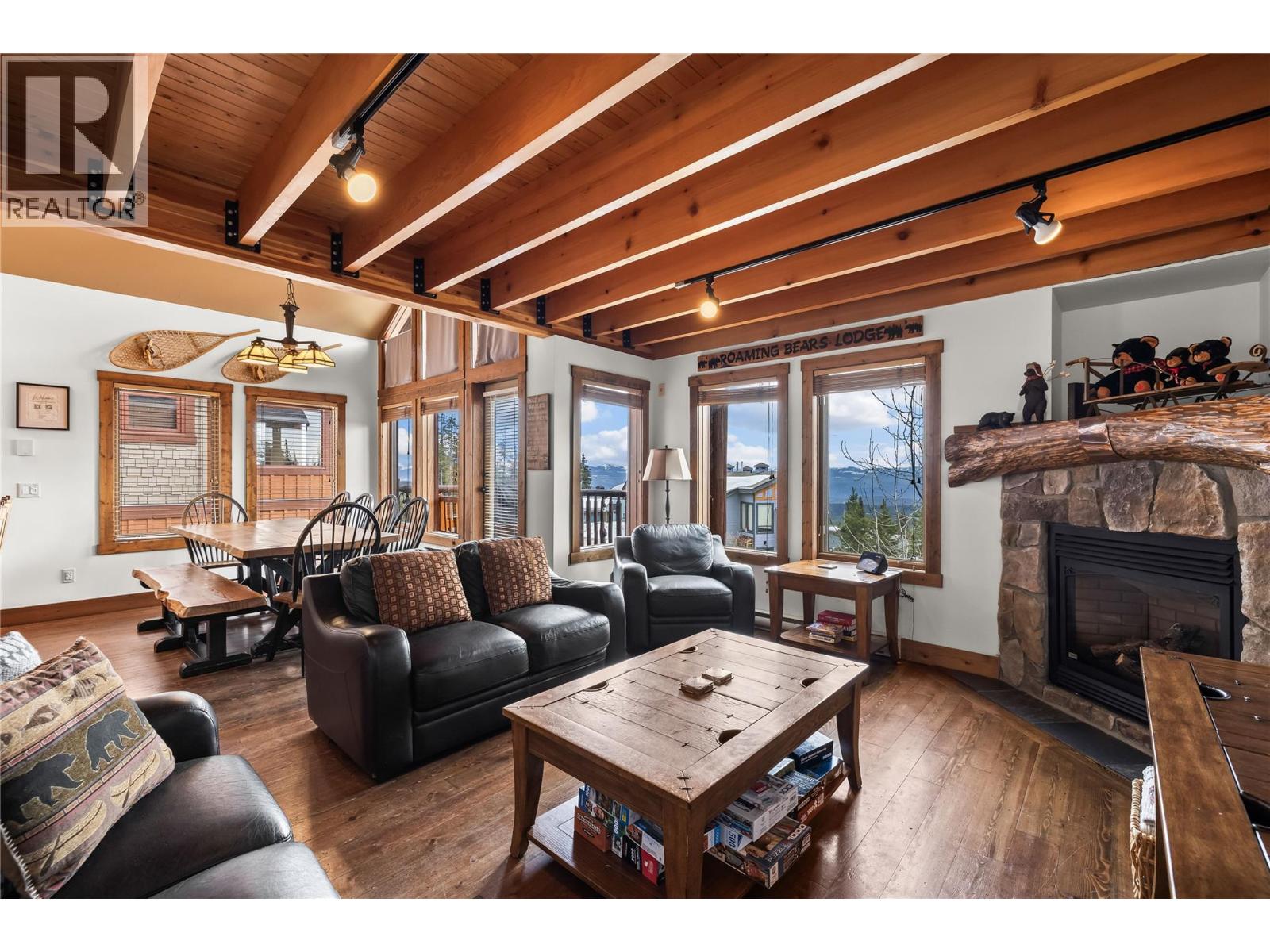 #A 65 Forest Lane - 3