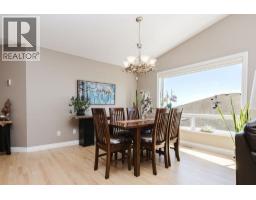 6252 Baillie Road, Sechelt, BC V7Z0R5 Photo 11