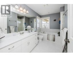 6252 Baillie Road, Sechelt, BC V7Z0R5 Photo 19