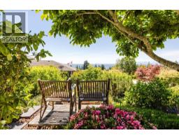 6252 Baillie Road, Sechelt, BC V7Z0R5 Photo 38