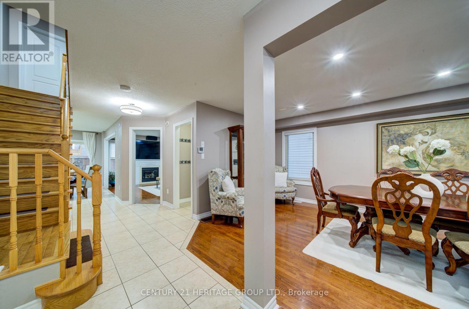 11 MAPLE CROWN TERRACE S - 3