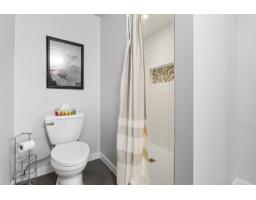107 Ch. Marc-antoine, Val Des Monts, QC J8N7X5 Photo 35