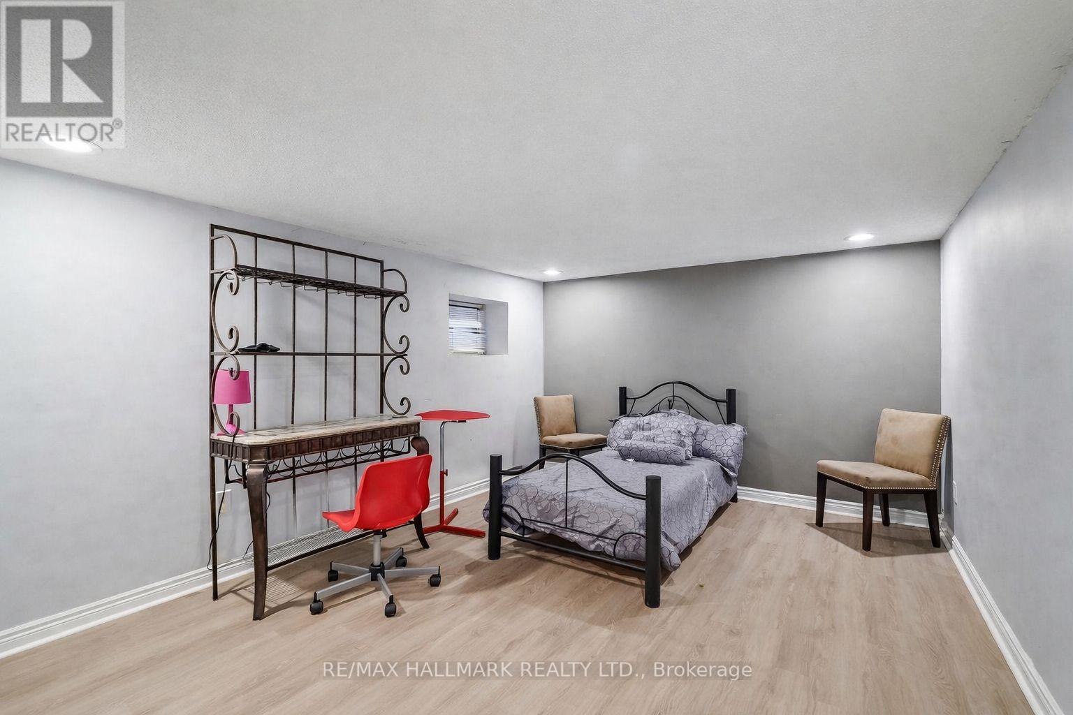 95 PEMBERTON ROAD - 38