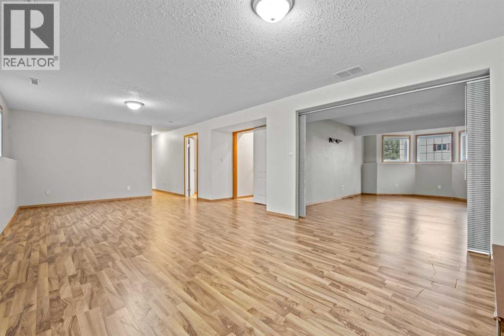 20 Westpoint Drive — photo 32