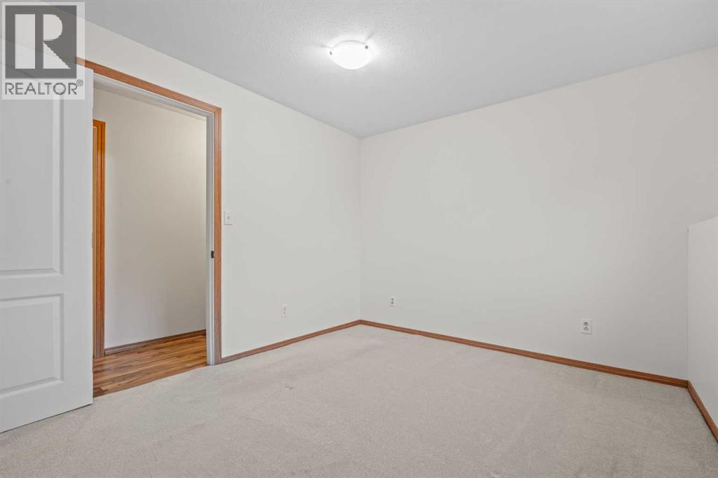 20 Westpoint Drive — photo 36