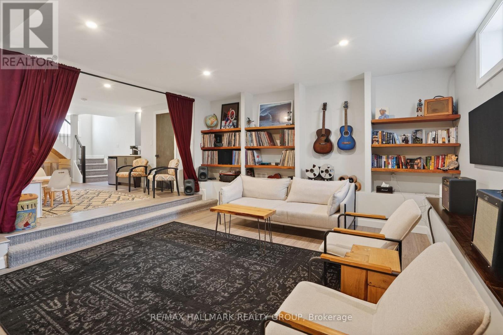 1583 MAXIME STREET - 26