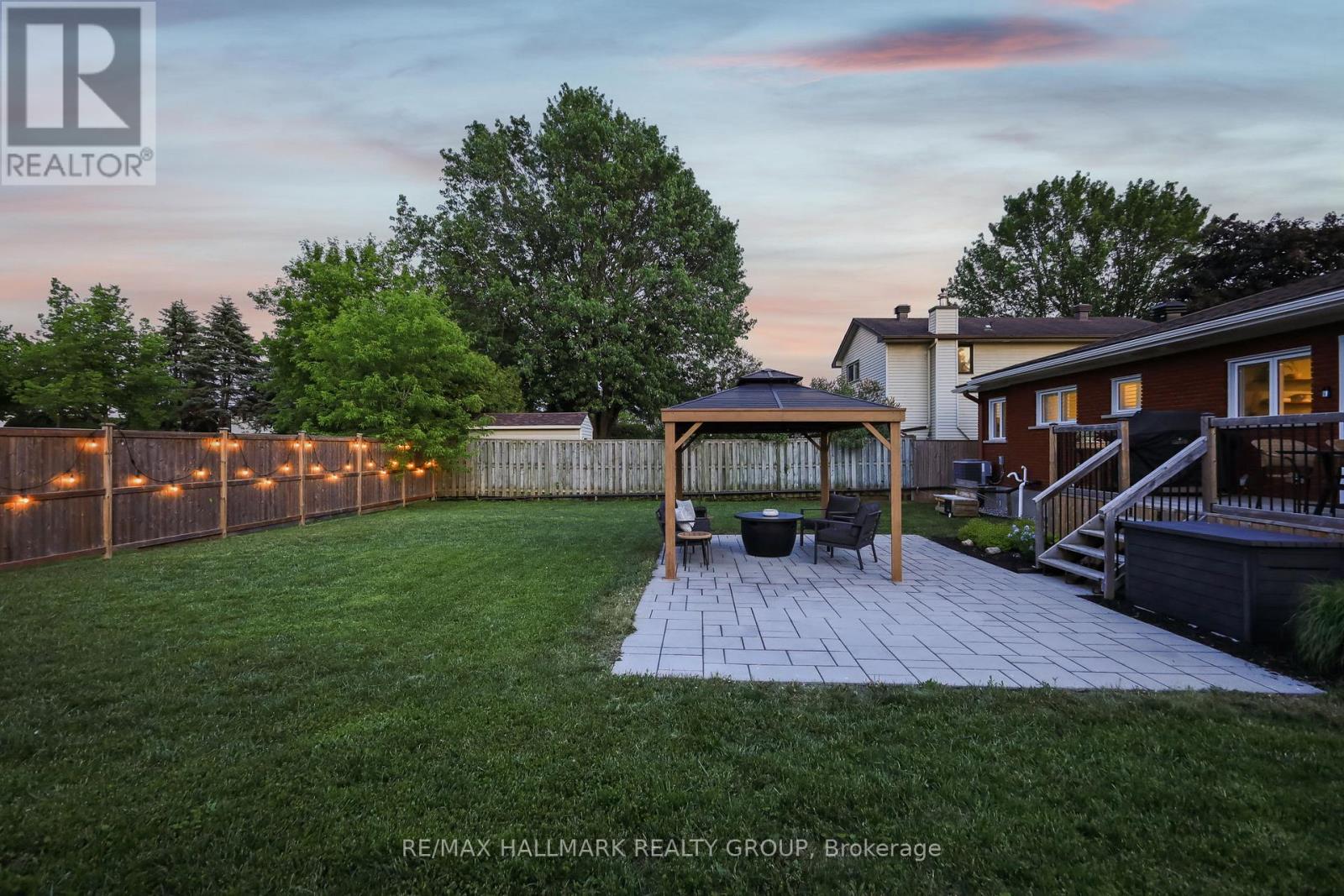 1583 MAXIME STREET - 30